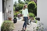 GARDENA city gardening Wand-Schlauchbox 15 m: Schlauchaufroller mit 15 m Qualitätsschlauch und Brause, 180° schwenkbar, kurze Arretierstopps, automatischer Schlaucheinzug, zur Wandmontage (18402-20) - 5