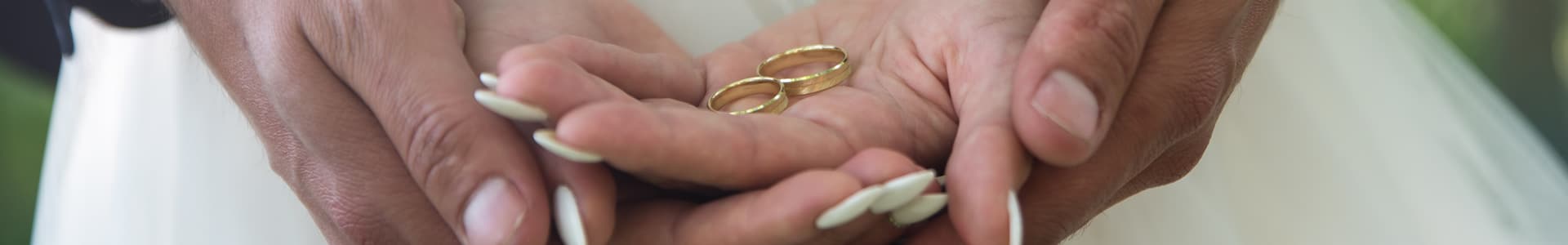 Brautpaar mit Ringe